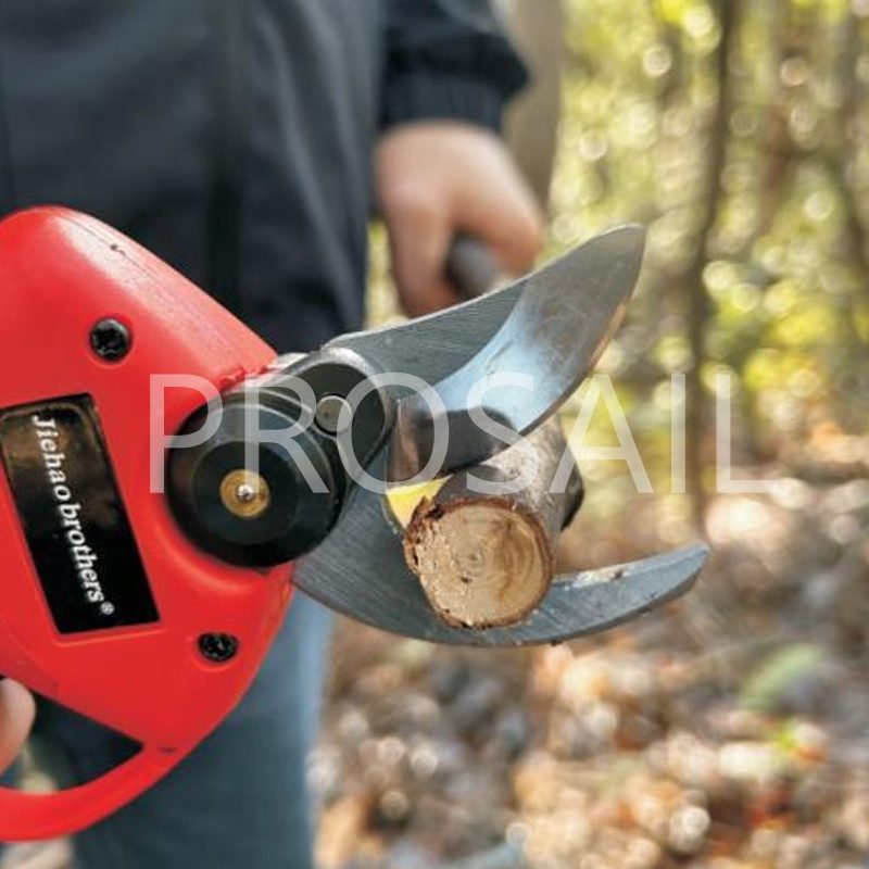 2-Аккумуляторный секатор 16,8 В JBJ2501-001 (3)